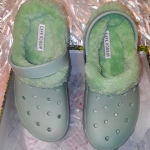 Cape Robbin platform gardener crocs